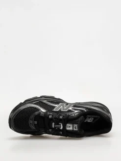 New Balance 740 Shoes