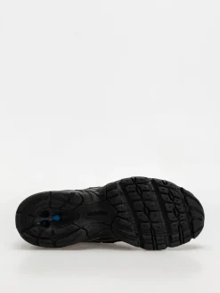 New Balance 740 Shoes