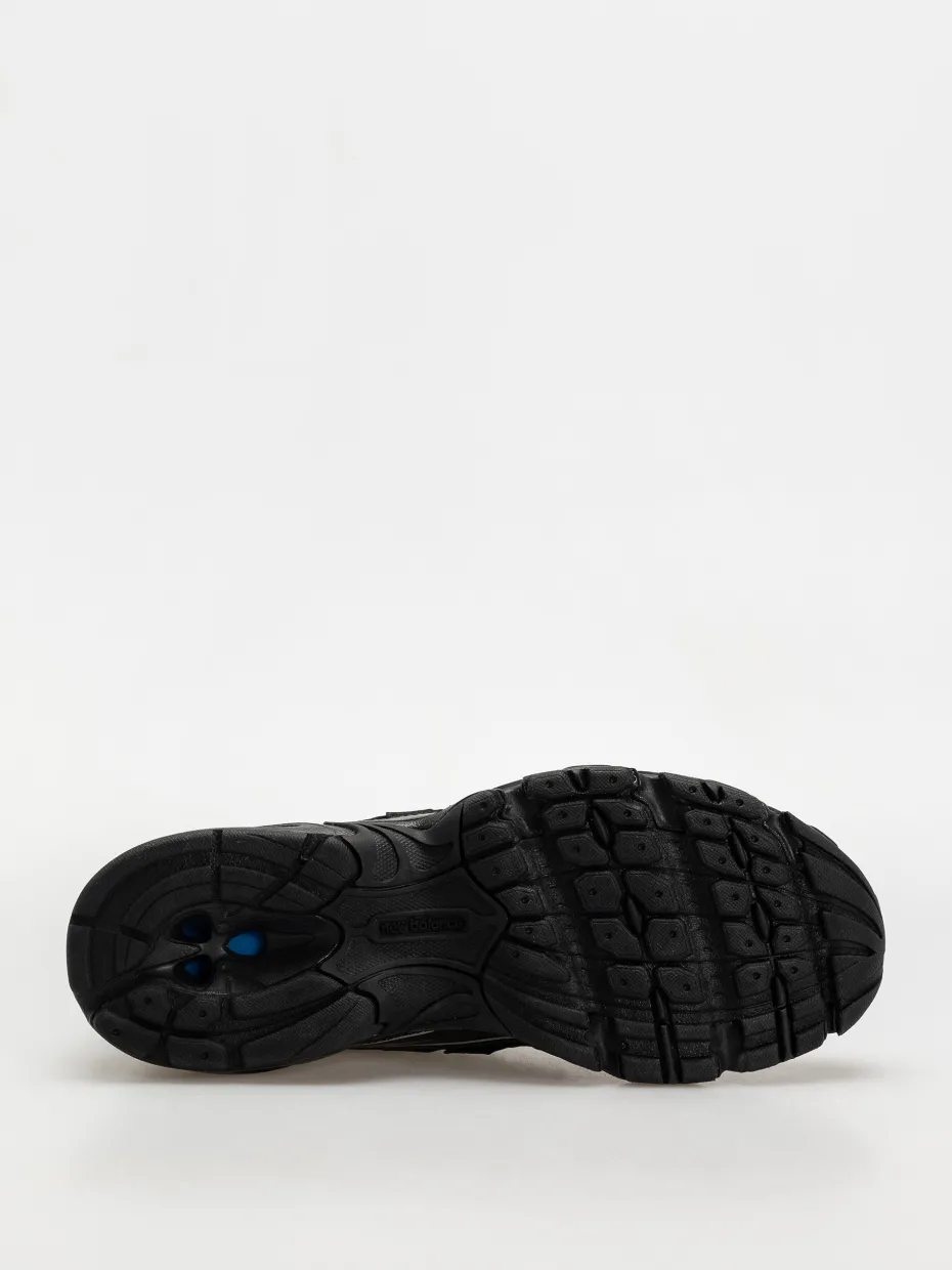 New Balance 740 Shoes