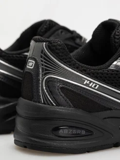 New Balance 740 Shoes