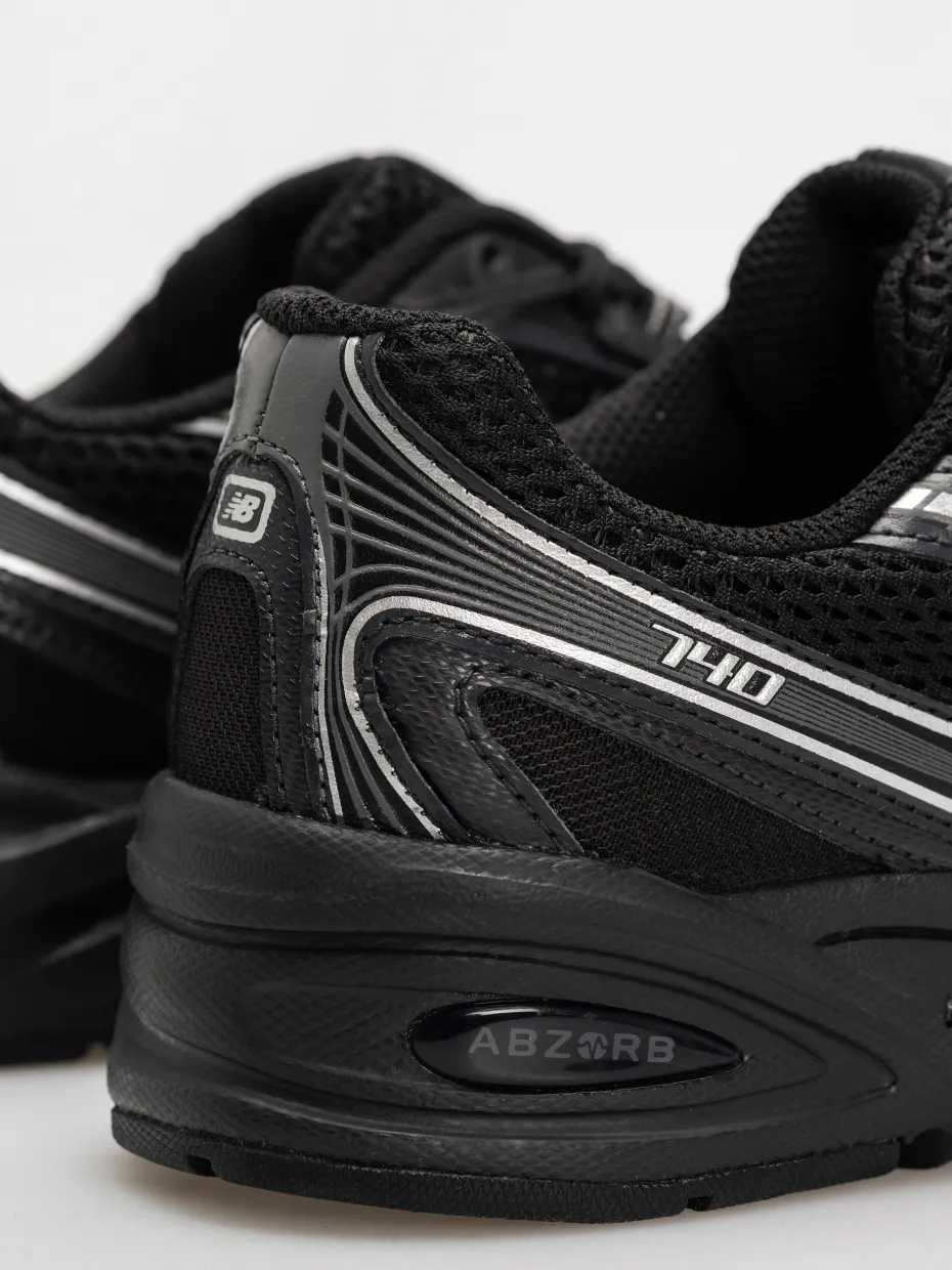 New Balance 740 Shoes