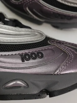 New Balance 1000 Shoes