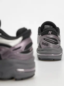 New Balance 1000 Shoes