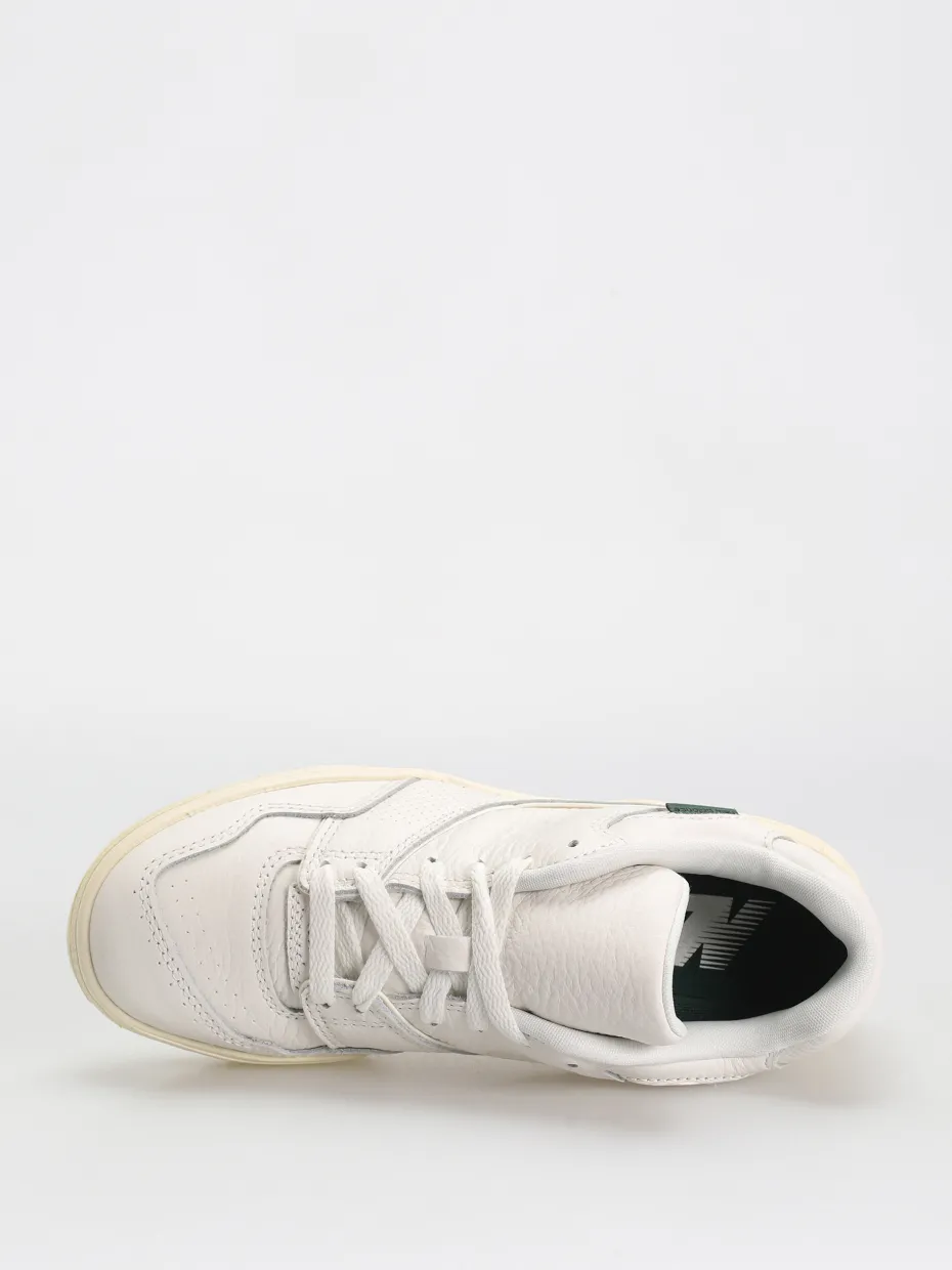 New Balance 550 Shoes