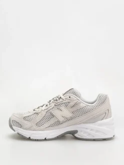 New Balance 740 Shoes