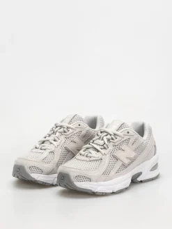 New Balance 740 Shoes