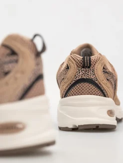 New Balance 530 Shoes