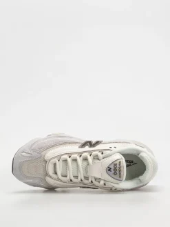 New Balance 1000 Shoes