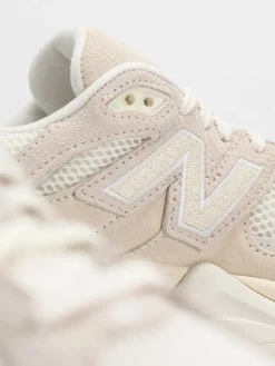 New Balance 9060 Shoes