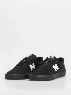 New Balance 272 Shoes
