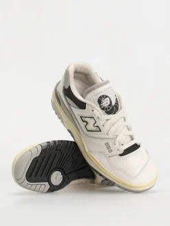New Balance 550 Shoes