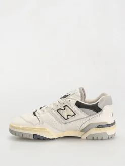 New Balance 550 Shoes
