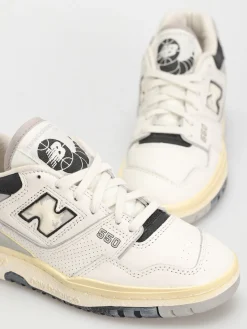 New Balance 550 Shoes