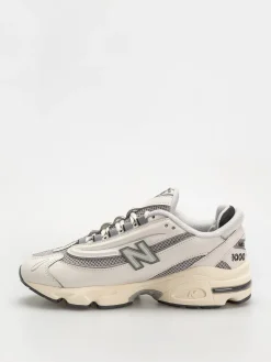 New Balance 1000 Shoes