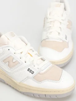 New Balance 550 Shoes