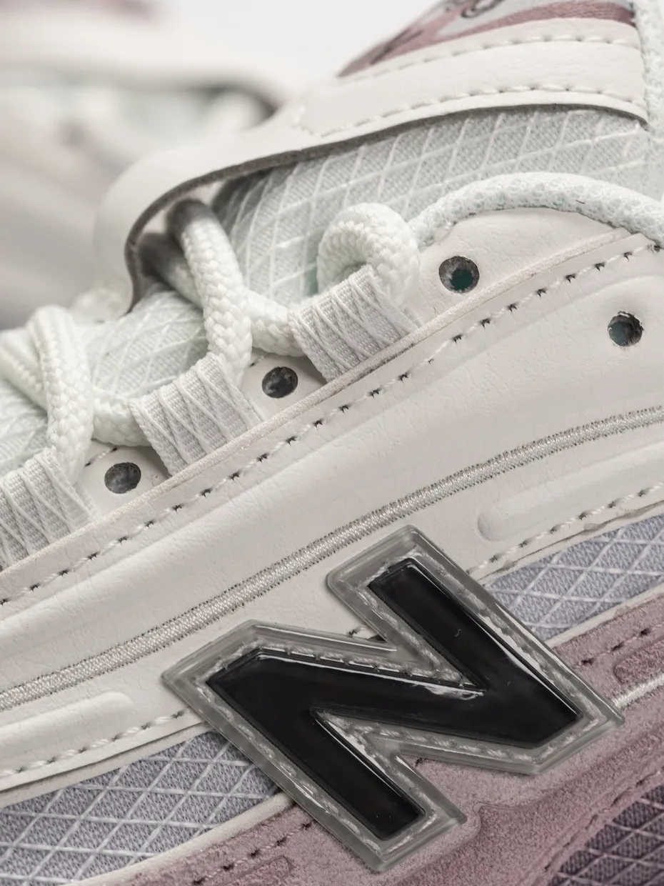 New Balance 1000 Shoes