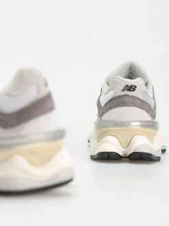 New Balance 9060 Shoes