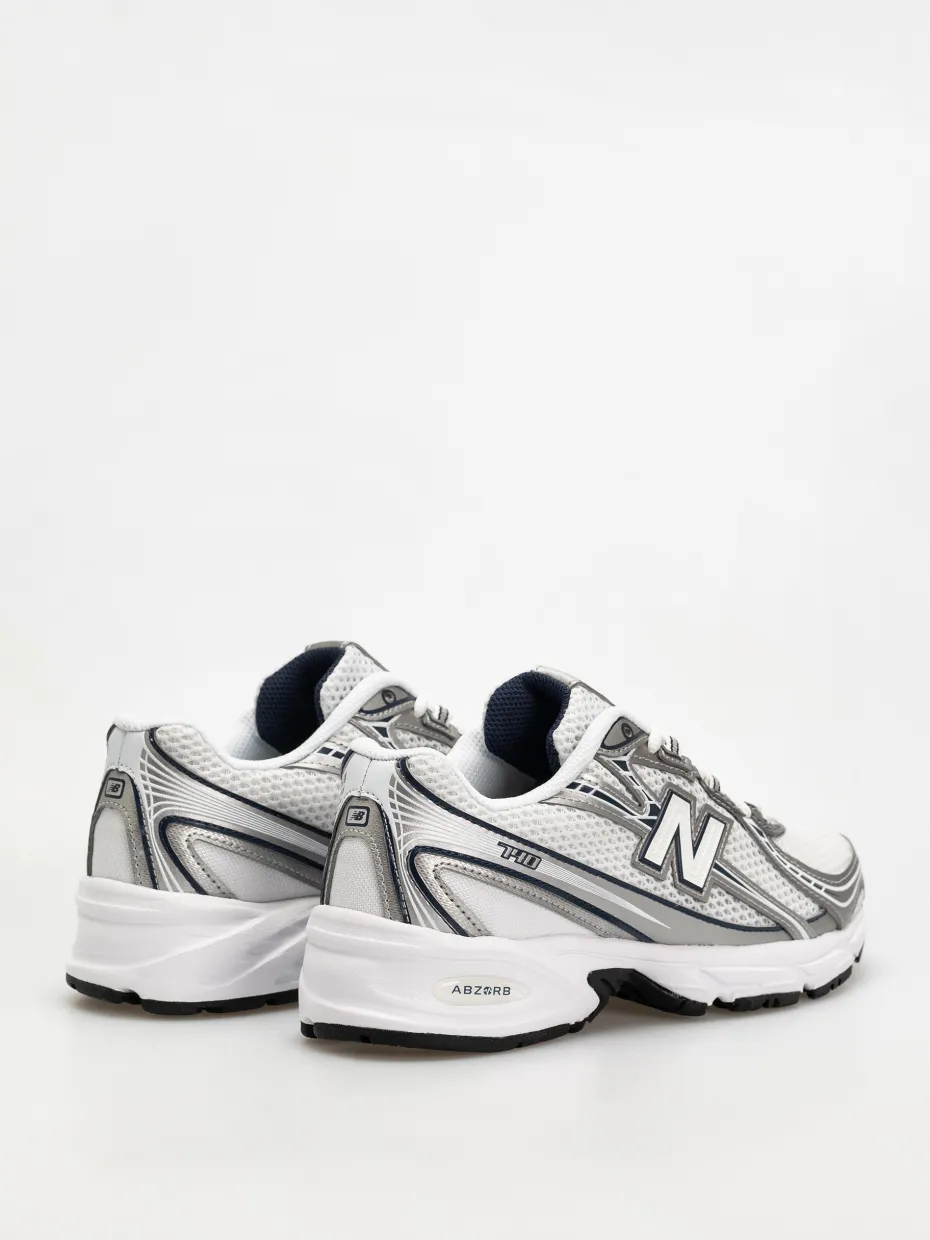 New Balance 740 Shoes