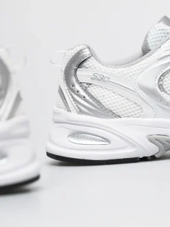 New Balance 530 Shoes