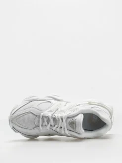 New Balance 9060 Shoes
