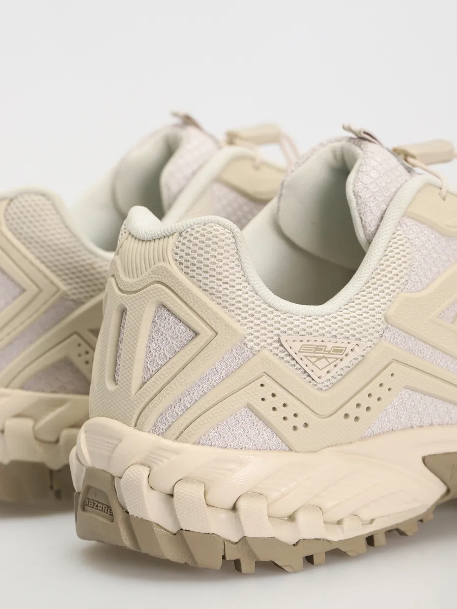 New Balance 610 Shoes