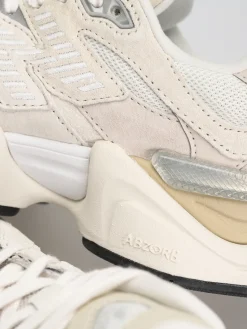 New Balance 9060 Shoes