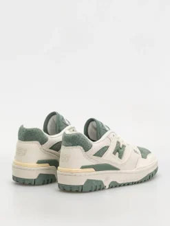 New Balance 550 Wmn Shoes