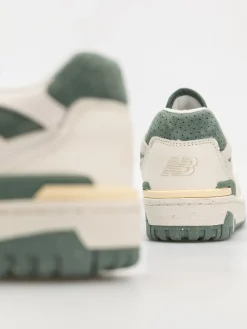 New Balance 550 Wmn Shoes