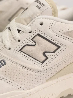 New Balance 550 Wmn Shoes