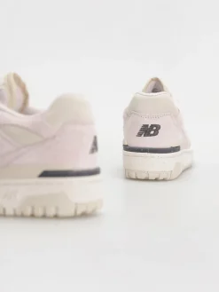 New Balance 550 Wmn Shoes
