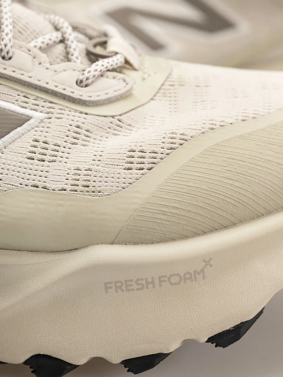 New Balance Fresh Foam X Hierro V9 Hiker Gore-Tex Shoes