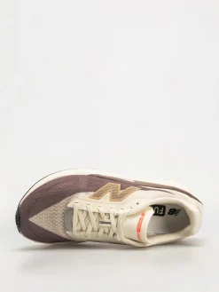 New Balance Fuelcell Rebel V5 Shoes