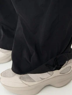 New Balance Nylon Cargo Wmn Pants