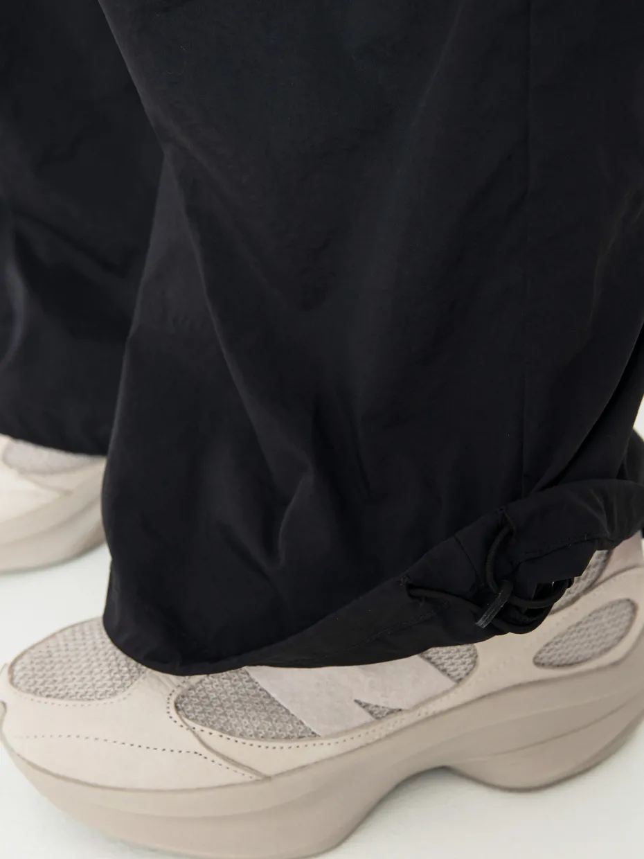 New Balance Nylon Cargo Wmn Pants