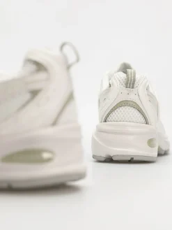 New Balance Shoes 530