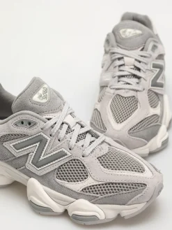 New Balance Shoes 9060