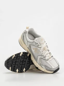 New Balance Shoes 530