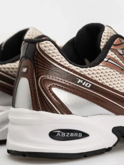 New Balance Shoes 740