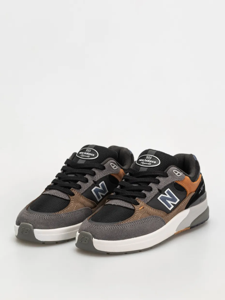 New Balance Shoes 933