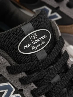 New Balance Shoes 933