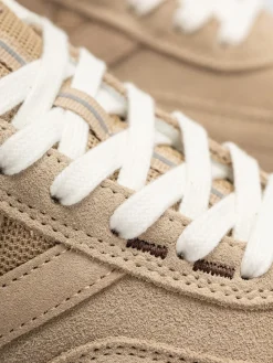 New Balance Shoes 440