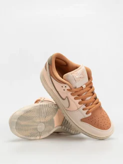 Nike SB Dunk Low Pro Prm Shoes