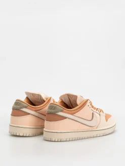 Nike SB Dunk Low Pro Prm Shoes