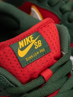 Nike SB Dunk Low Pro Prm Shoes