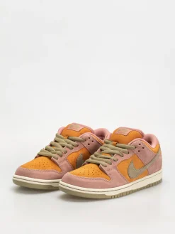 Nike SB Dunk Low Pro Shoes