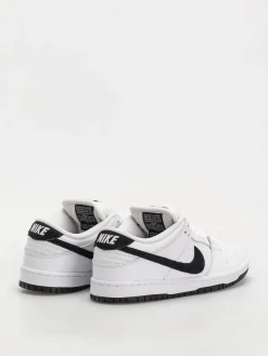 Nike SB Dunk Low Pro Shoes