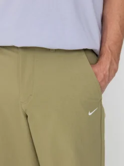Nike SB El Chino Pants