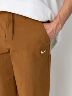 Nike SB El Chino Pants