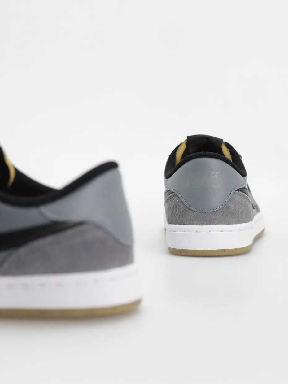 Nike SB Fc Classic Shoes
