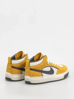 Nike SB React Leo Shoes